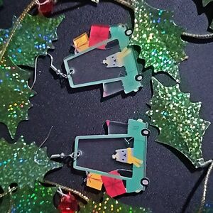 Holiday 🎁 Cat In a Car with Presents Acryllic Hook Style Earrings NWT